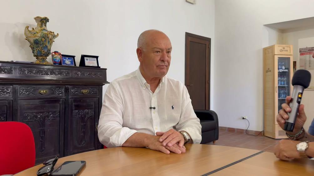 🗣️ Tavolo tecnico con le organizzazioni sindacali al Carmine. Al termine del meeting, queste le parole del Sindaco Ange...