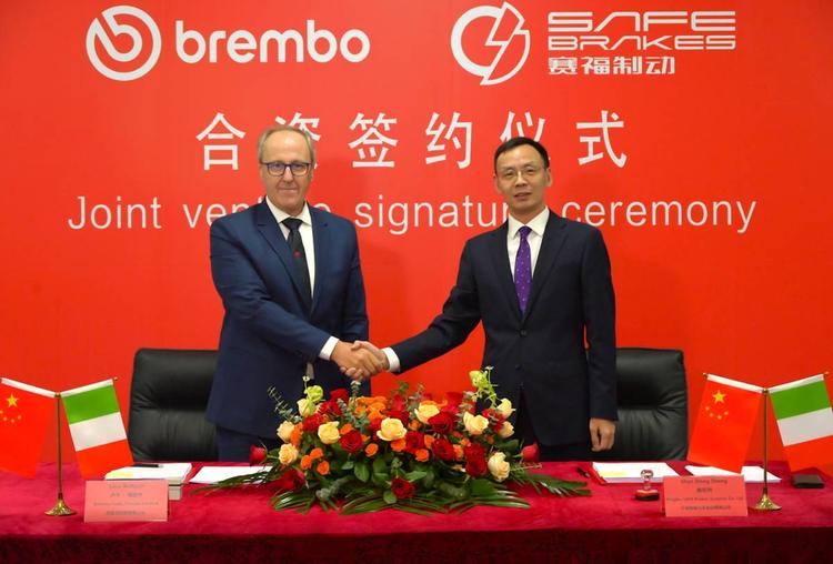 Brembo rafforza la sua presenza in India: joint venture con Ningbo SAFE per conquistare il mercato degli ABS
