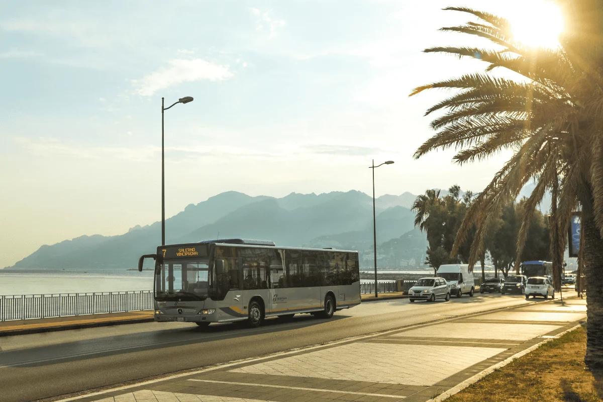 Salerno, navette speciali Busitalia per il cimitero di Brignano il 1 e 2 novembre
