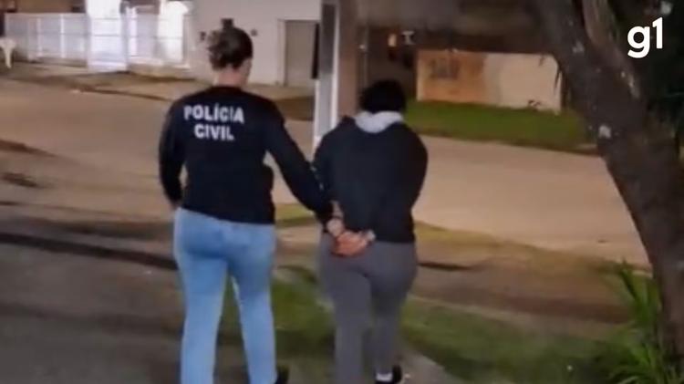 Bebê de 1 ano morre e mãe é presa por suspeita de maus-tratos no RS; mulher não compareceu ao velório do filho