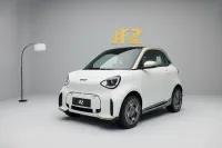 Smart #2 estreia em Paris e resgata espírito do antigo ForTwo