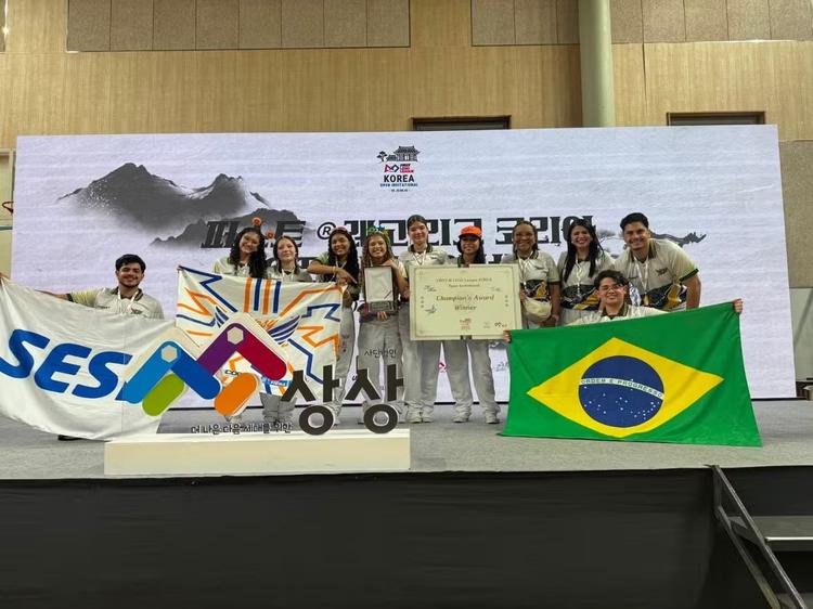 Estudantes do Maranhão vencem torneio internacional de robótica na Coreia do Sul