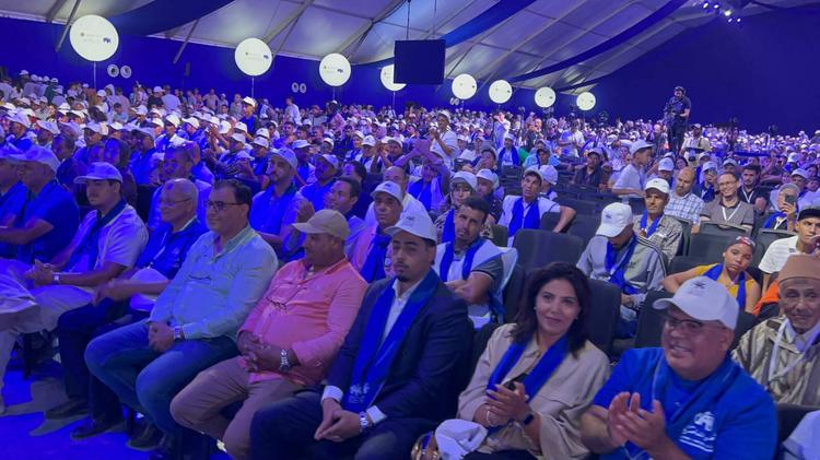 قيادات الأصالة والمعاصرة تحظى باستقبال ضخم وحاشد بالرحامنة دعماً لمرشح الحزب عز الدين المداوي