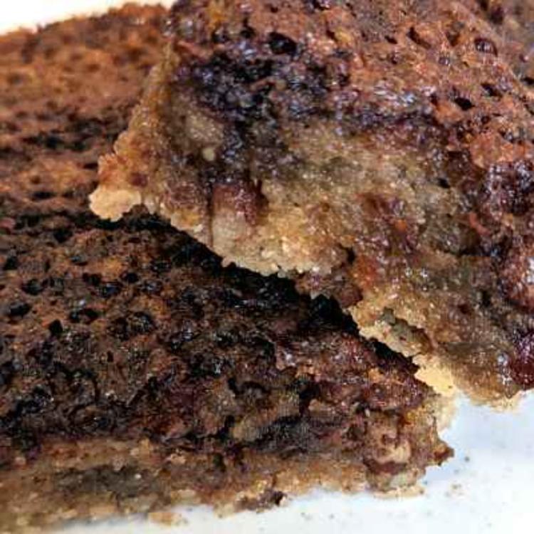 Luscious Chocolate Pecan Pie Bars for Holiday Indulgence