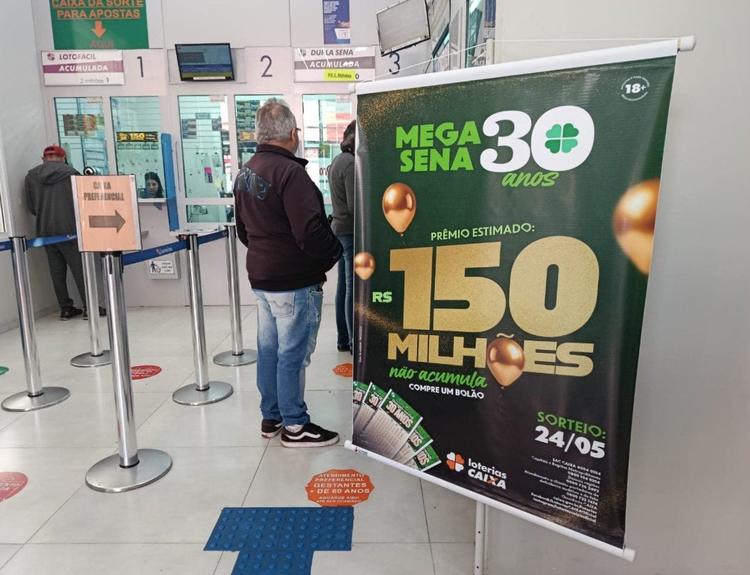 Mega-Sena lança concurso especial de 30 anos com prêmio inicial de R$ 150 milhões