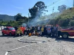 WhatsApp Image 2026 05 30 at 08.06.38 Bombeiros de São Lourenço coordenam simulado de combate a incêndio em empresa de Itamonte