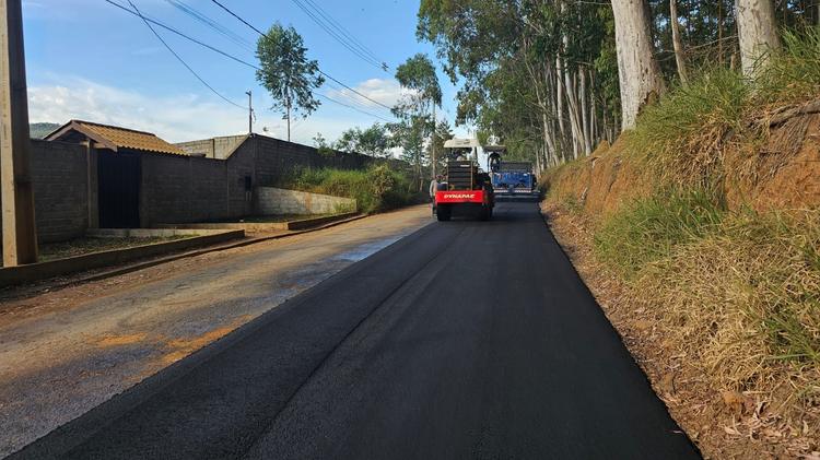 Pavimentação em estradas rurais avançam e garantem mais segurança e mobilidade