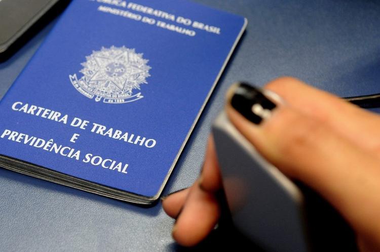 Agência do Trabalho oferece 203 vagas de emprego em Petrolina, Araripina e Salgueiro
