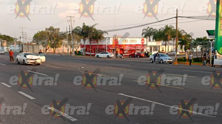 Destroza su auto contra tráiler en la México-Oaxaca y el camionero se da a la fuga