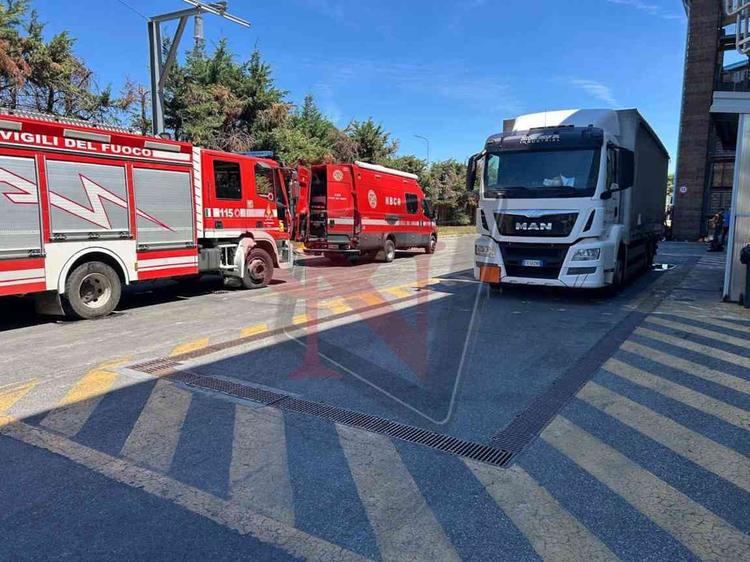 Mathi operai feriti da acido solforico