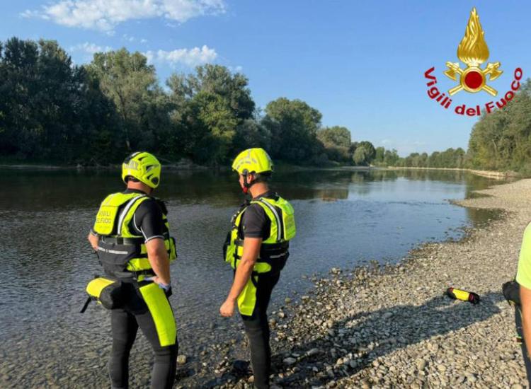 Zio e nipotino di 4 anni morti per un bagno nell'Adda