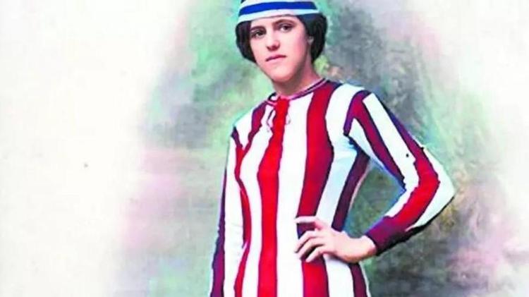 La película sobre la malagueña Nita Carmona, la primera futbolista de España, busca actores