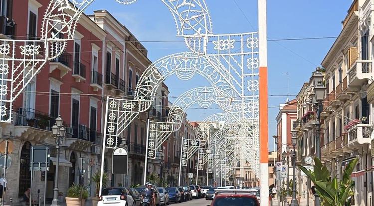 Barletta, Jova Summer Party annullato: cittadini sconcertati